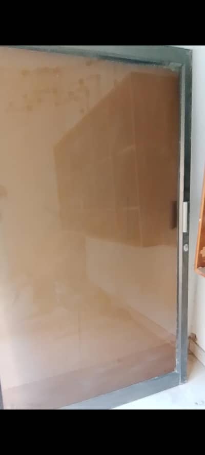 Almunium glass door