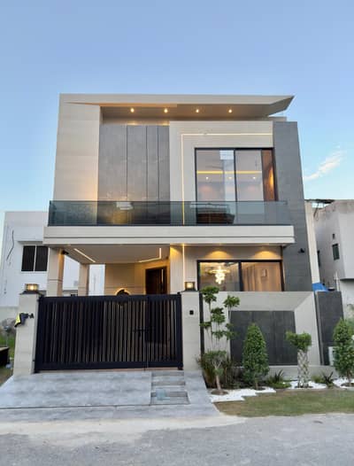 One Of Most Luxurios 5 Marla House Available For Rent IN Dha Phase 9 Town