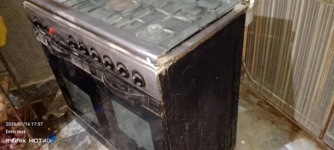 Heavy Duty 5 Burner Gas Cooker with Double Oven – Working Perfect