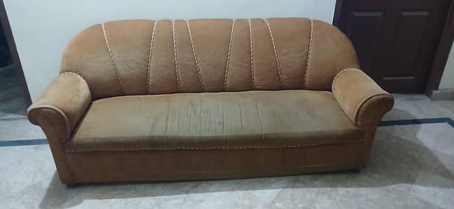 5 seater sofa set in used condition for sale