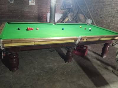 snooker table full