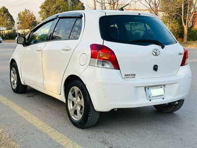 Toyota vitz 1000cc model  2008/2012 islamabad num