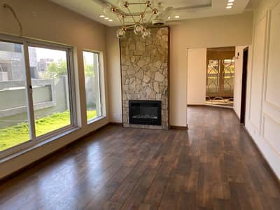 1 Kanal Beautiful House Is Available For Sale On Easy Instalments