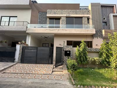 5 Marla Use House Available For Sale In Lake City Meadows Ex State LIfe