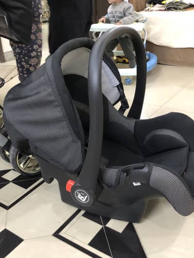 Tinnies Baby Carry Cot Black