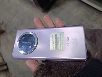 12/256 10 by 9 no open with charger