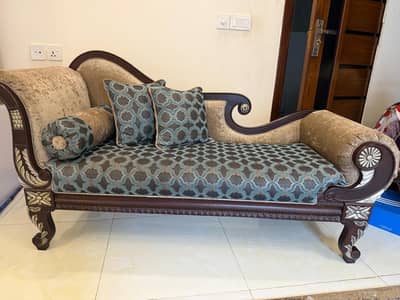 Elegant Sheesham Wood Dewan Sofa – Decent Furnitures Islamabad