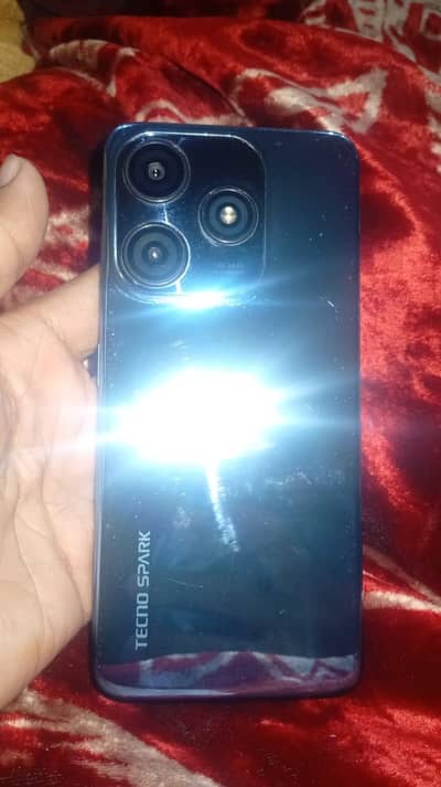 only phone condition 10/9,5 (03004948117) whatsapp