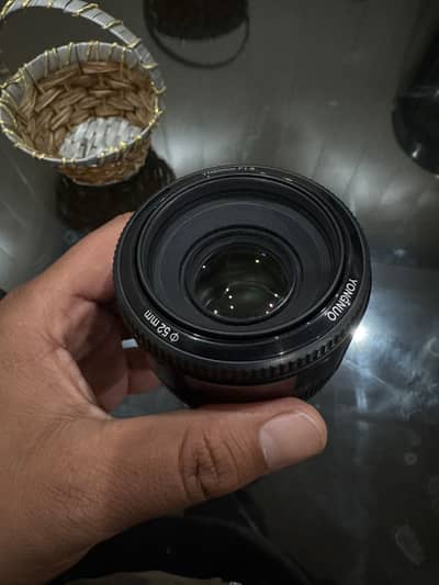 YONGNUO 50mm f1.8 lens for canon