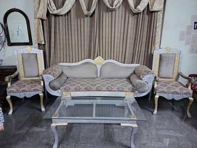 Different sofa sets with different rates are available