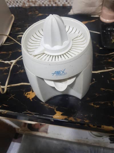 Juicer Citrus Extractor Anex woriing peefectly