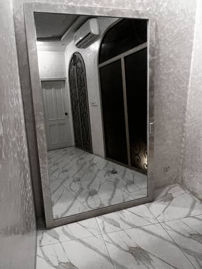 Mirrors - salon mirrors - parlor mirrors - standing & wall mirrors