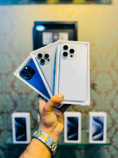 iPhone 15 pro max 256GB Non PTA Canadian