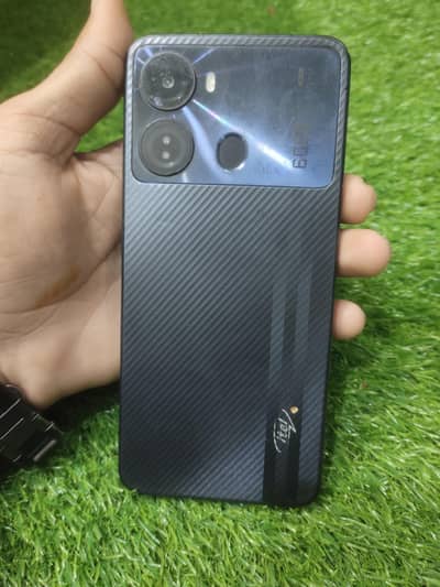 Itel p40  4+4gb ram 128gb memory  condition 10/9 all ok