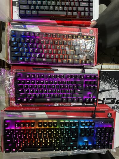 Hyper x gaming box peak keyboard available