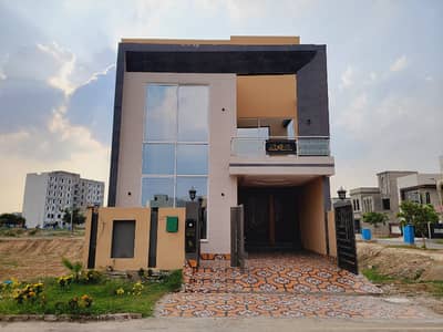 5 Marla house for sale vip location Bahria orchard ph 1