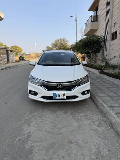 City 1.5 Aspire CVT Top of the line.