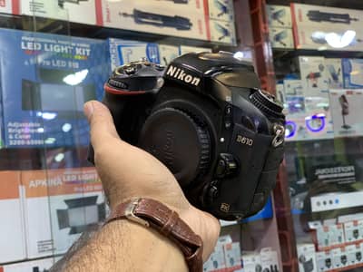 Dslr camera naikon D610 only body 75000/= one year Shop warranty