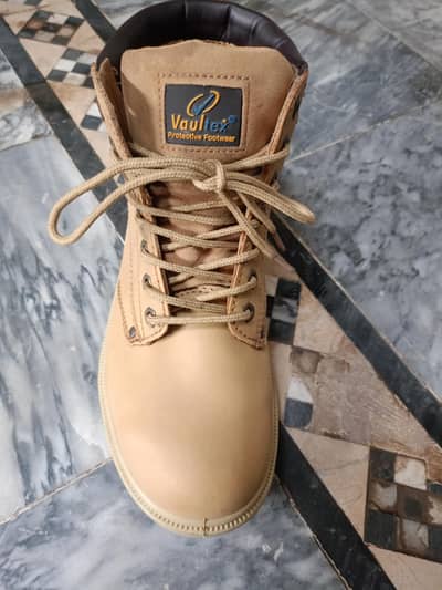 vaultrex protective Genuine lather shoes shock proof urgent for sale