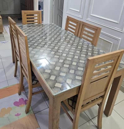 White wood Dining table with 6 chairs