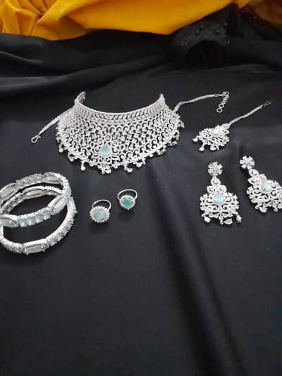 Elegant Artificial Jewellery Set for Weddings & Special Occasions
