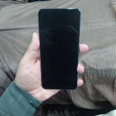google pixel 8pro pro water pack phone 10/10 urgent sale