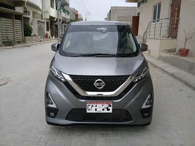 Nissan dates heavy star for sale