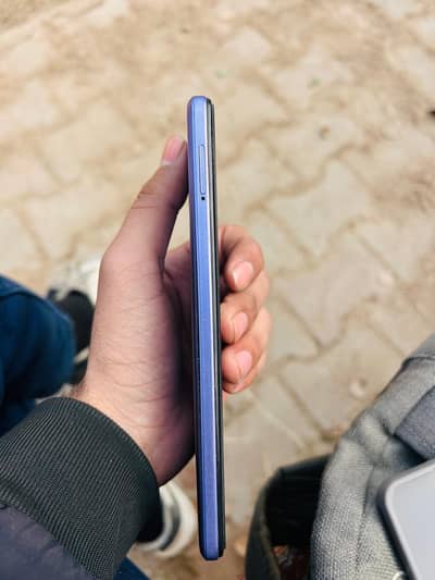 4/128 phone ha 10/8 ha