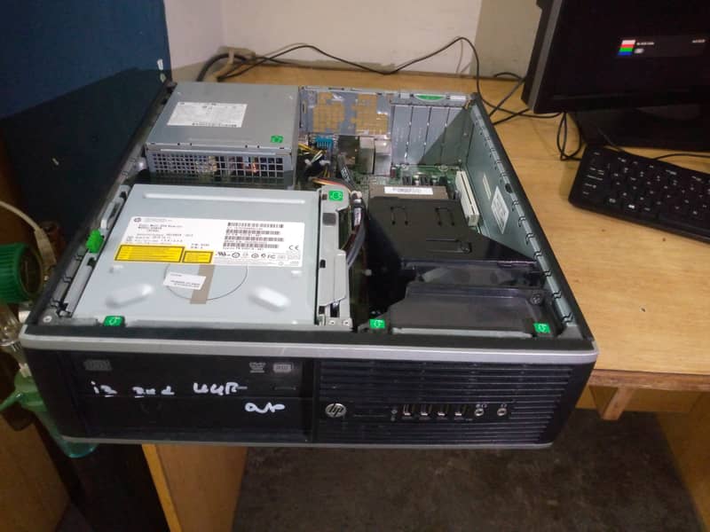 Core i3-3220 Processor 1