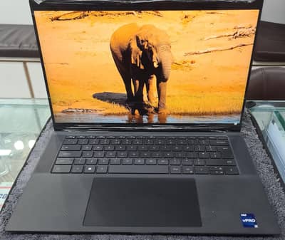 Dell Precision 5570 i9-12th H