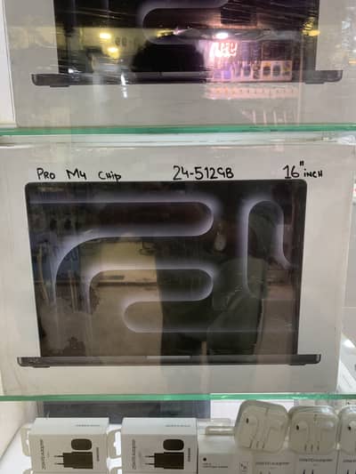 Macbookpro M4 24GB 512GB 16,inch