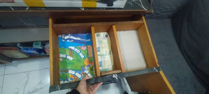 Dinning Table with 6 Chairs and Cupboards