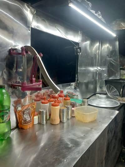 Suzuki pickup hood food car