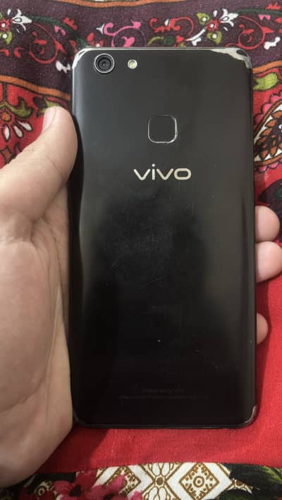 Vivo v7 plus