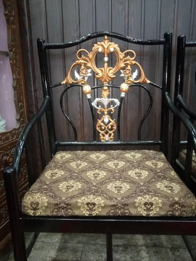 Heavy weight iron sofa set for sale.