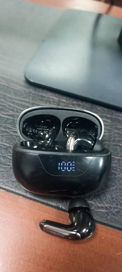 Ronin  mystique earbuds