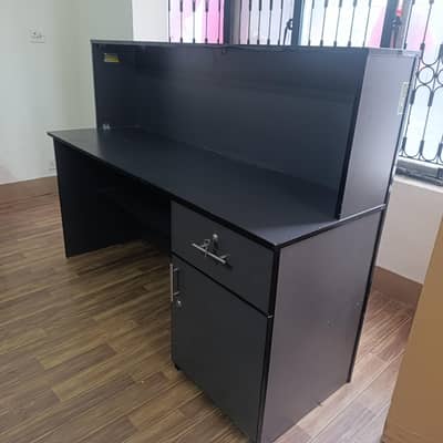 New Reception table/Computer Table 5.6ft x 1.10 ft