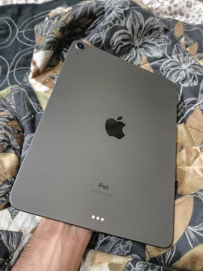Apple Ipad Air 4th Gen.