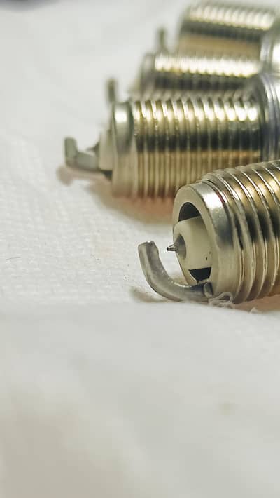 JAPNESE Best Fuel Average Plugs