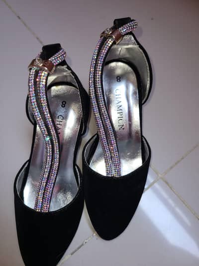 champion heels sandle black