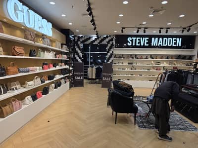 Social Media, Graphics