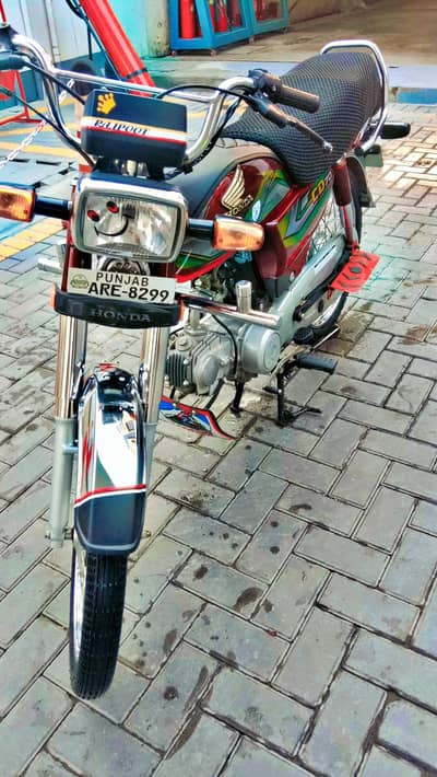 Honda Cd70 Condition 10/8 One hand used Documents clear hn