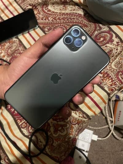 I phone 11 pro max 256GB non pta/Jv