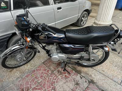 Honda CG 125 2025