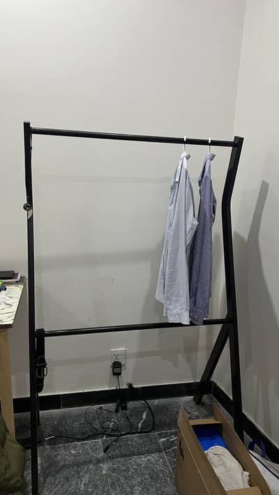Hanging stand