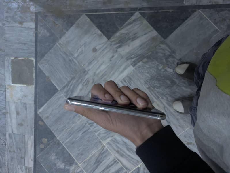 iphone xs s working 1