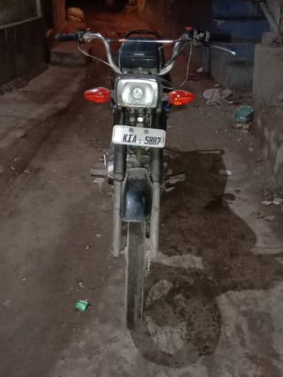 unique 70 bike fast owner 2015 model paper work sab clear hai