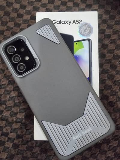 Samsung A52 official pta approved 8/128