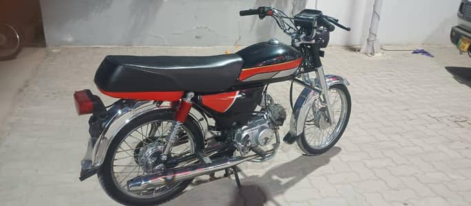 united bike available for sale need urgent cash