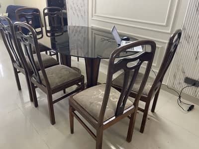 Dining Table with 6 chairs
